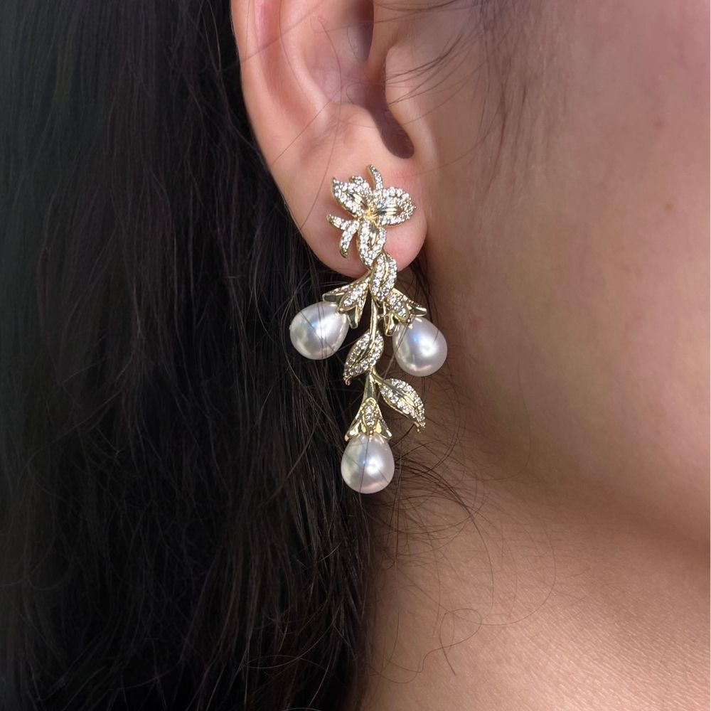 Angel Wings Stud Earring - 18K Gold Plated