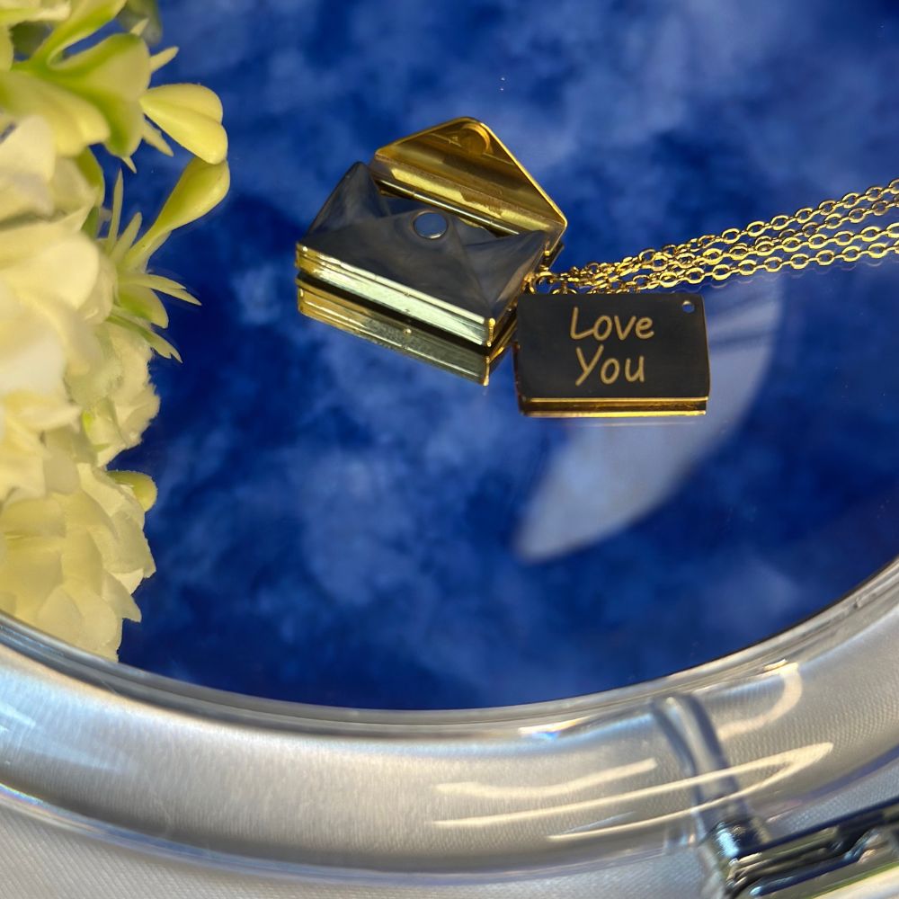Love Letter Necklace - 18K Gold Plated