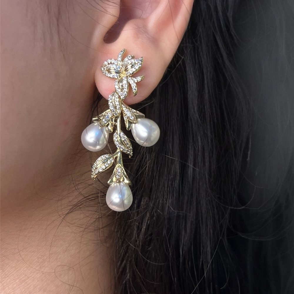 Angel Wings Stud Earring - 18K Gold Plated