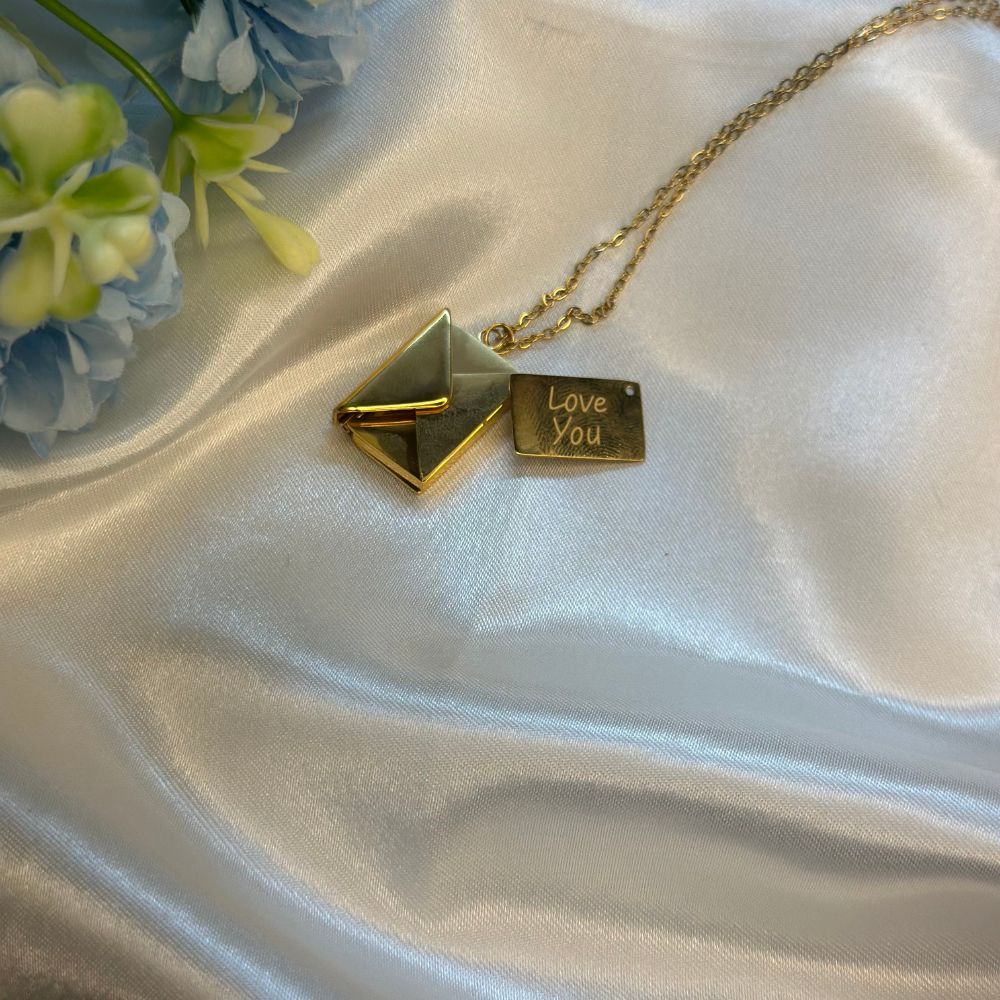 Love Letter Necklace - 18K Gold Plated
