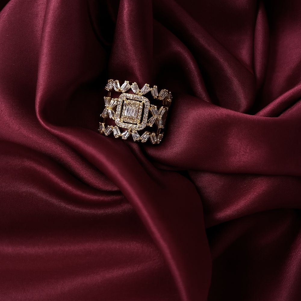 Step Keystone Adjustable Ring