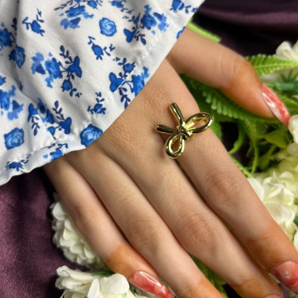Solid Gold Bow Adjustable Ring