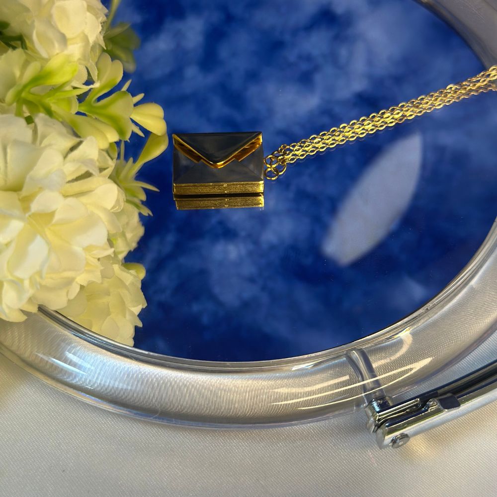 Love Letter Necklace - 18K Gold Plated