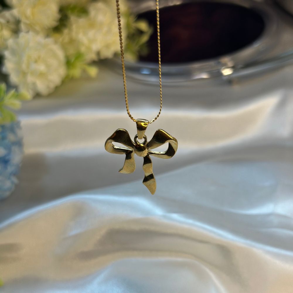 Structured Bow Necklace - 18K Gold Plated